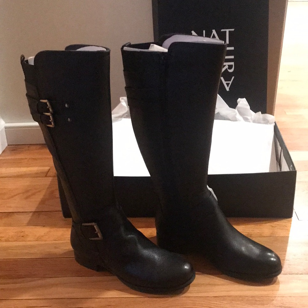 Black Naturalizer leather boots
